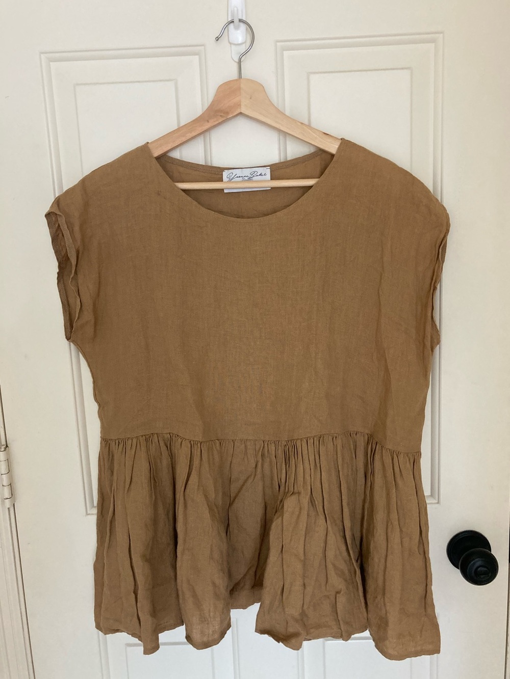 Yvonne Baker 100% linen boxy peplum top made in Italy